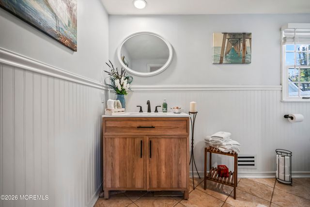 38 Ocean Boulevard, Keyport, NJ 07735