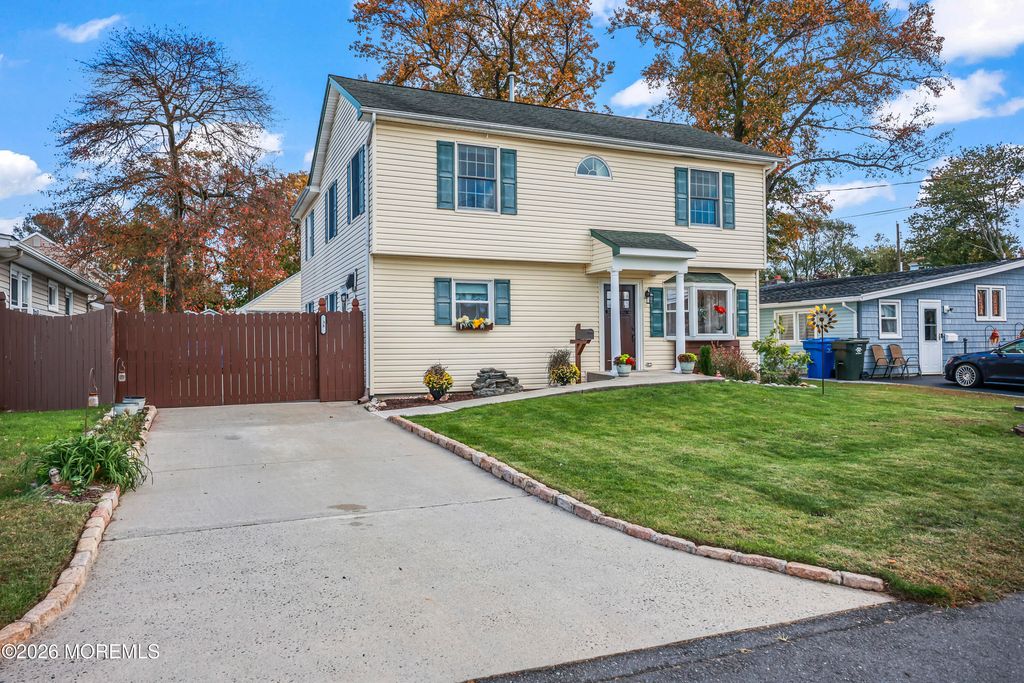 38 Ocean Boulevard, Keyport, NJ 07735