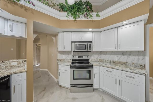 128 Heritage WAY, Naples, FL 34110