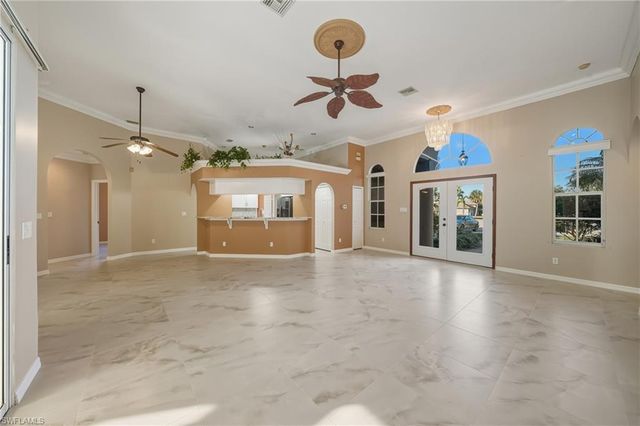 128 Heritage WAY, Naples, FL 34110