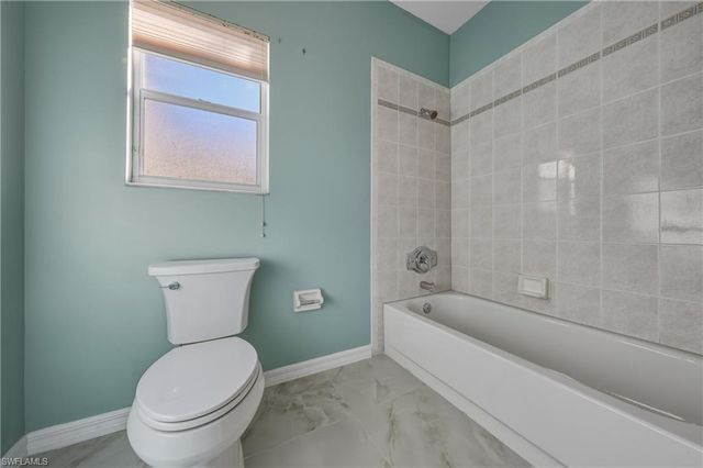 128 Heritage WAY, Naples, FL 34110