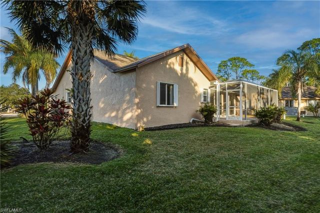 128 Heritage WAY, Naples, FL 34110