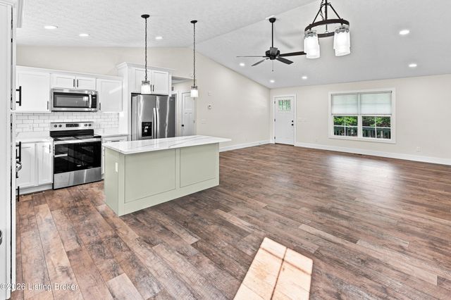 33 Blue Ridge Rd, Elizabethtown, KY 42701