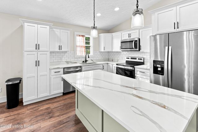 33 Blue Ridge Rd, Elizabethtown, KY 42701