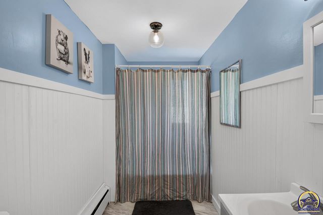 1719 SW Buchanan ST, Topeka, KS 66604