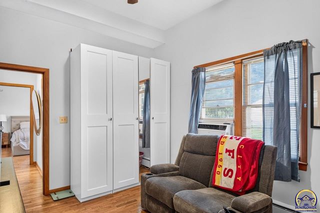 1719 SW Buchanan ST, Topeka, KS 66604