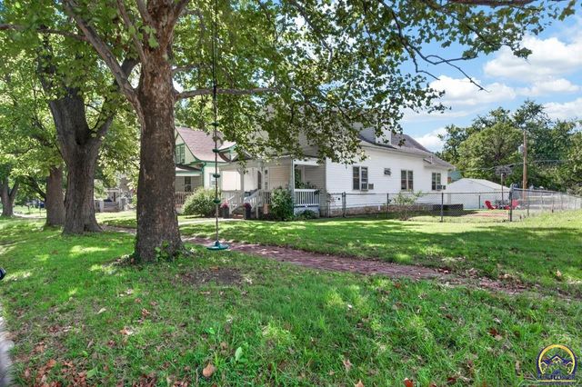 1719 SW Buchanan ST, Topeka, KS 66604