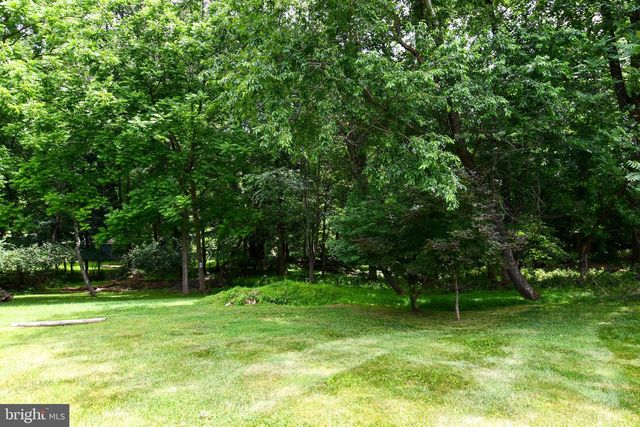 24909 WOODFIELD SCHOOL RD, Gaithersburg, MD 20882