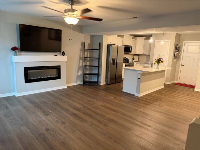 1025 NE 58th Lane, Ankeny, IA 50021