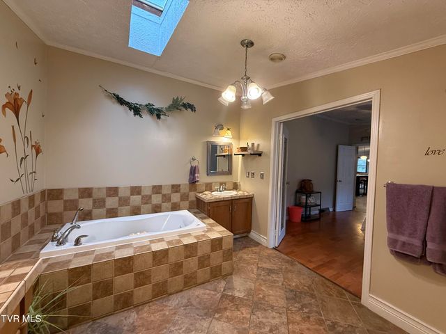 8409 Fleming Valley Lane, Pound, VA 24279