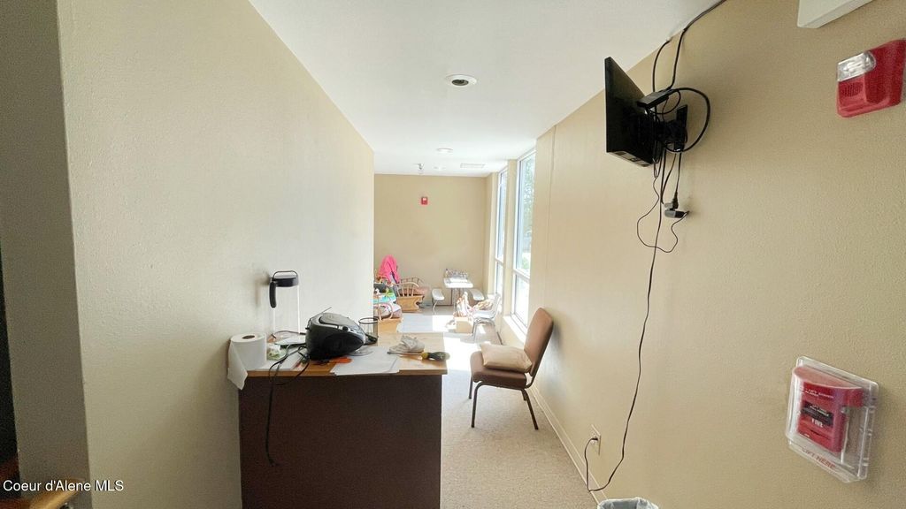 208 N 1st Avenue, Sandpoint, ID 83864 photo 12