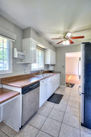 1728 Winston Drive, South Bend, IN 46635