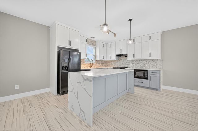 2087 Road 5707, Cleveland, TX 77327