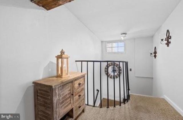 229 RACE ST, Philadelphia, PA 19106