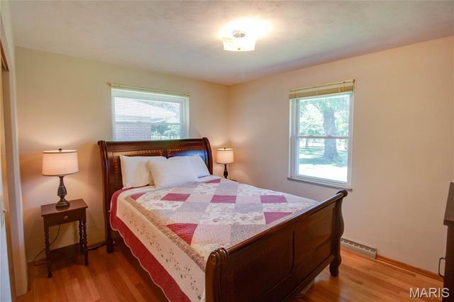 5506 Ladue Drive, Godfrey, IL 62035