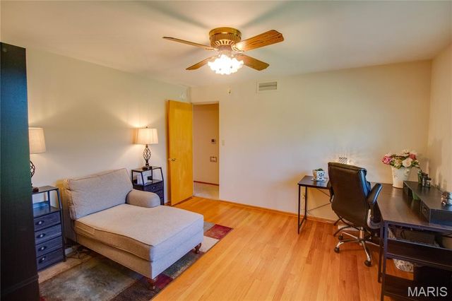 5506 Ladue Drive, Godfrey, IL 62035