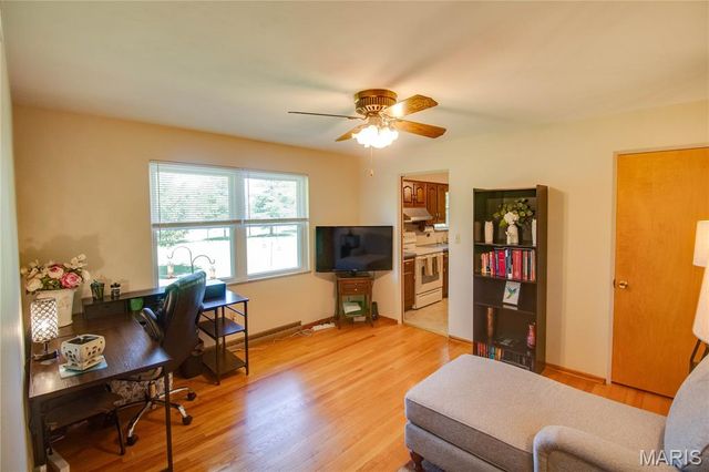 5506 Ladue Drive, Godfrey, IL 62035