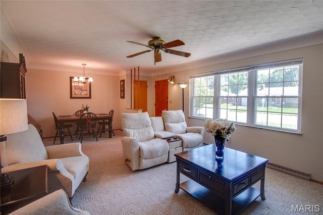 5506 Ladue Drive, Godfrey, IL 62035