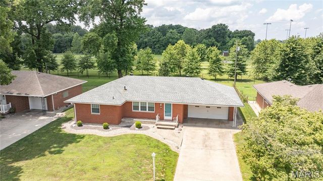 5506 Ladue Drive, Godfrey, IL 62035