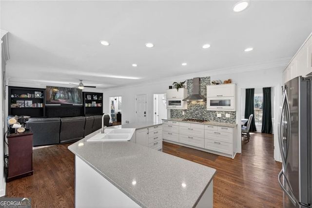 5490 Grove Point Road, Johns Creek, GA 30022