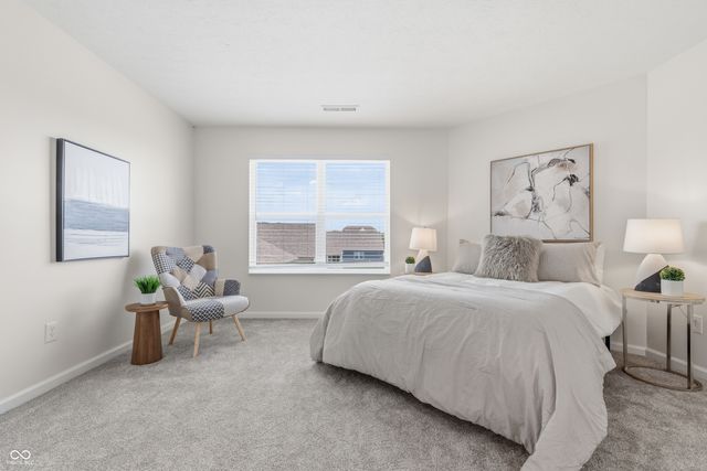 1593 Woodside Circle, Franklin, IN 46131
