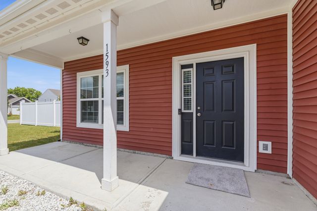 1593 Woodside Circle, Franklin, IN 46131