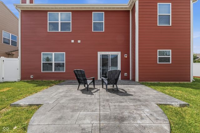1593 Woodside Circle, Franklin, IN 46131