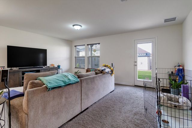 11315 Edelweiss, San Antonio, TX 78245