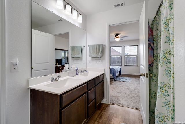 11315 Edelweiss, San Antonio, TX 78245