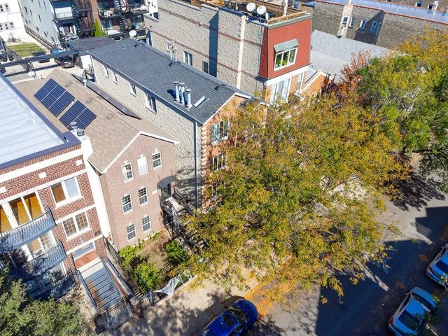 1444 W Walton Street 1, Chicago, IL 60642