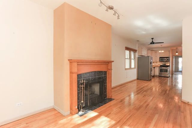 1444 W Walton Street 1, Chicago, IL 60642