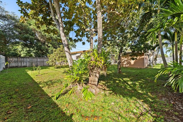 466 E 62nd Street, Hialeah, FL 33013