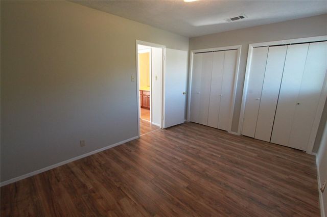 3904 Hudson Bend RD D, Austin, TX 78734