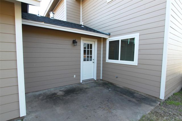 3904 Hudson Bend RD D, Austin, TX 78734