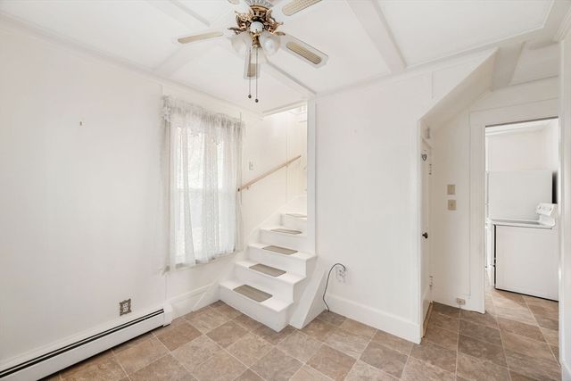 21 Fair Oaks Ave, Lynn, MA 01904