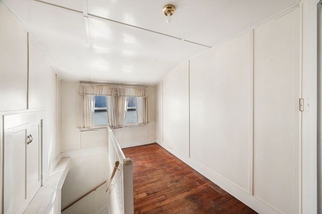 21 Fair Oaks Ave, Lynn, MA 01904
