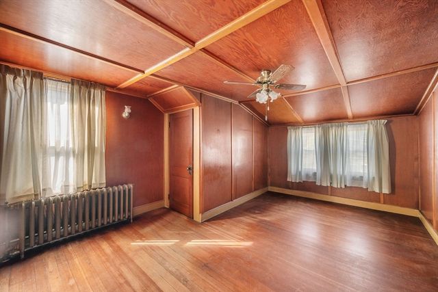 21 Fair Oaks Ave, Lynn, MA 01904