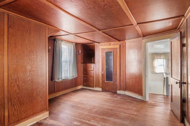 21 Fair Oaks Ave, Lynn, MA 01904