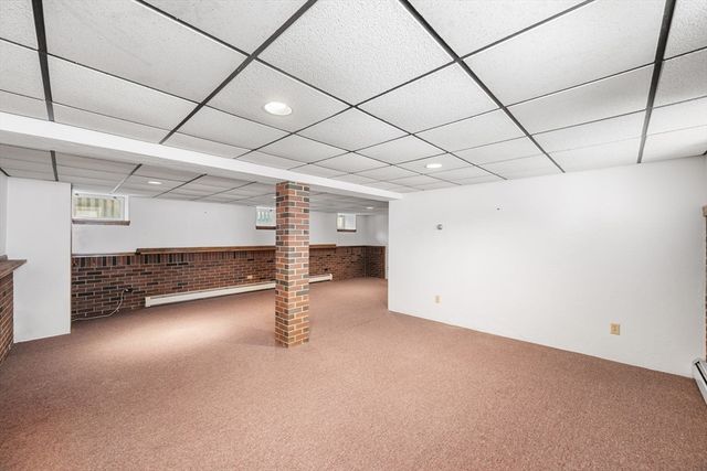 21 Fair Oaks Ave, Lynn, MA 01904