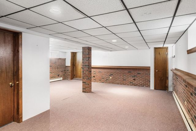 21 Fair Oaks Ave, Lynn, MA 01904
