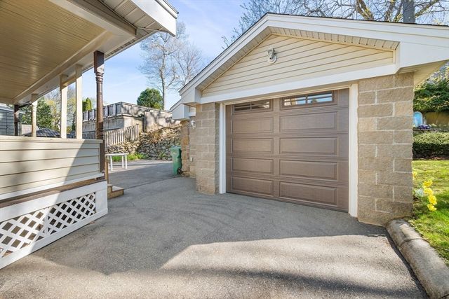 21 Fair Oaks Ave, Lynn, MA 01904