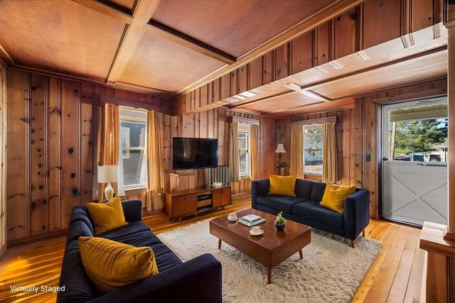 21 Fair Oaks Ave, Lynn, MA 01904
