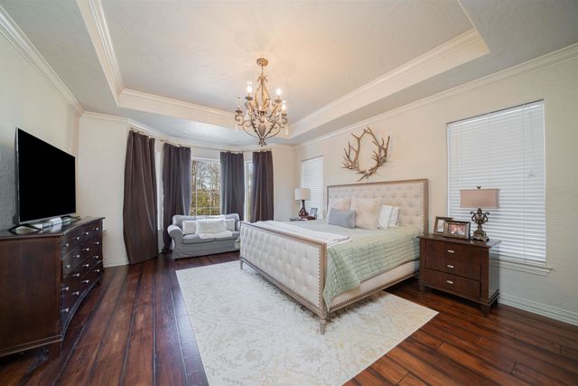 130 Ashbriar Lane, Longview, TX 75605