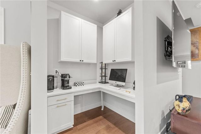 1153 Rivard Circle NW, Atlanta, GA 30318