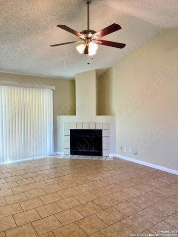 6074 Sunrise Bend, San Antonio, TX 78244