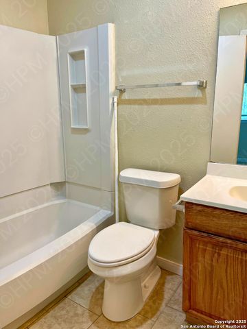 6074 Sunrise Bend, San Antonio, TX 78244