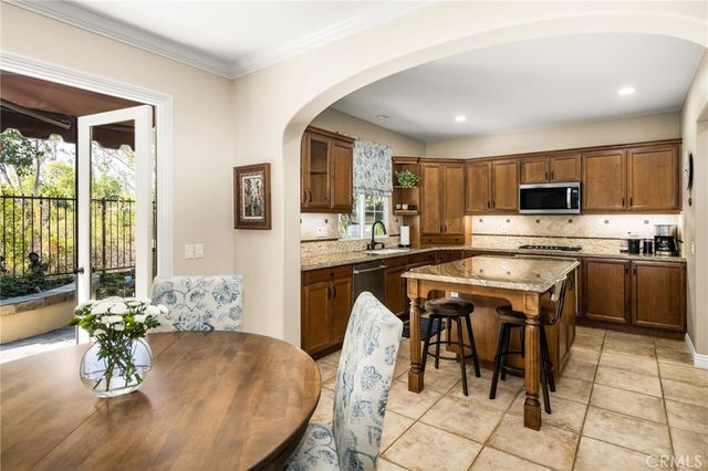 101 Talmadge, Irvine, CA 92602