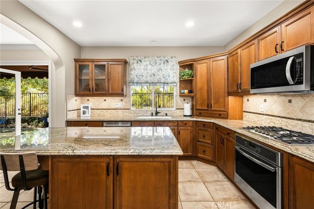 101 Talmadge, Irvine, CA 92602