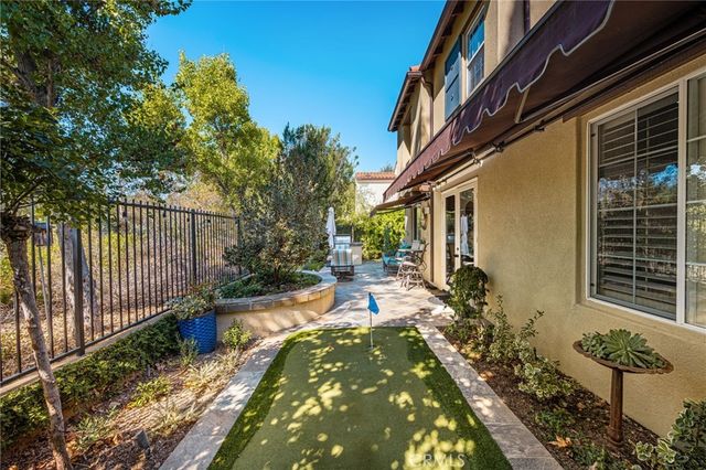 101 Talmadge, Irvine, CA 92602