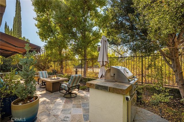 101 Talmadge, Irvine, CA 92602